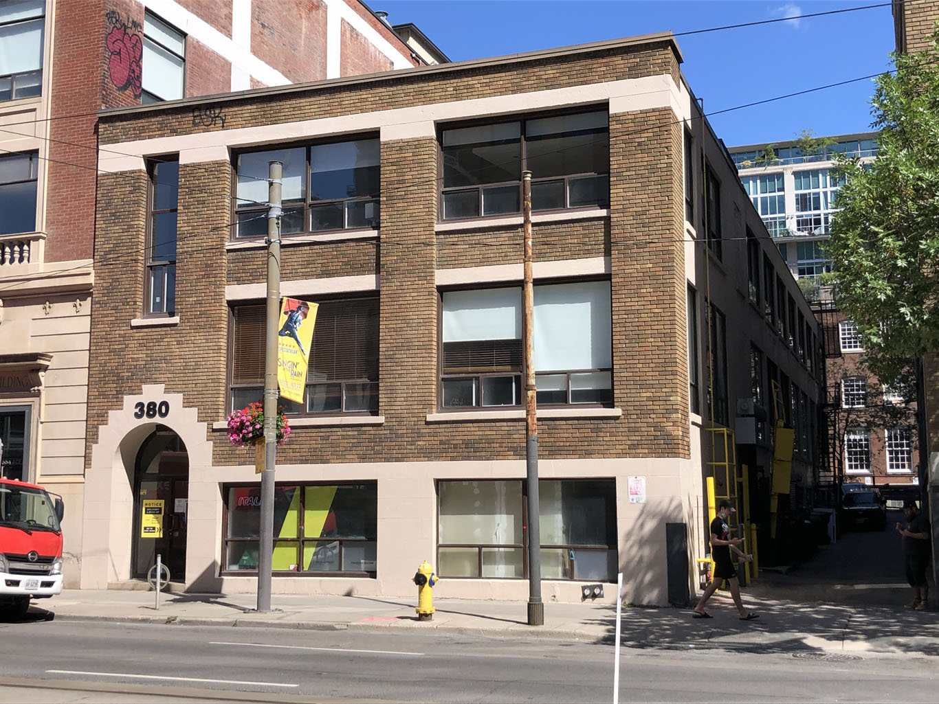 The Deluxe Building